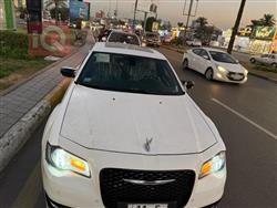 کرایسلەر 300